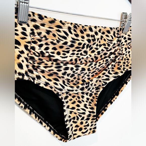 NEW H2OH Leopard Print 3pc Bikini Set Size Small - Picture 5 of 9